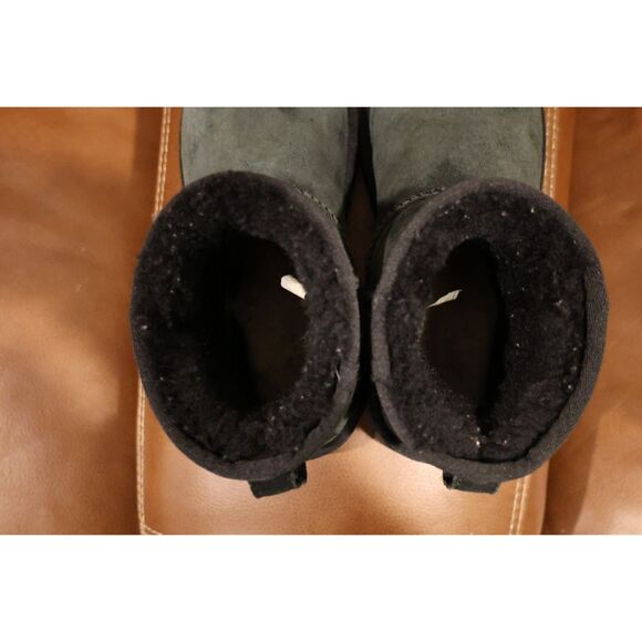 UGG Classic Mini II – Women’s 6 – Dark Green – Excellent Used Condition - Picture 7 of 9